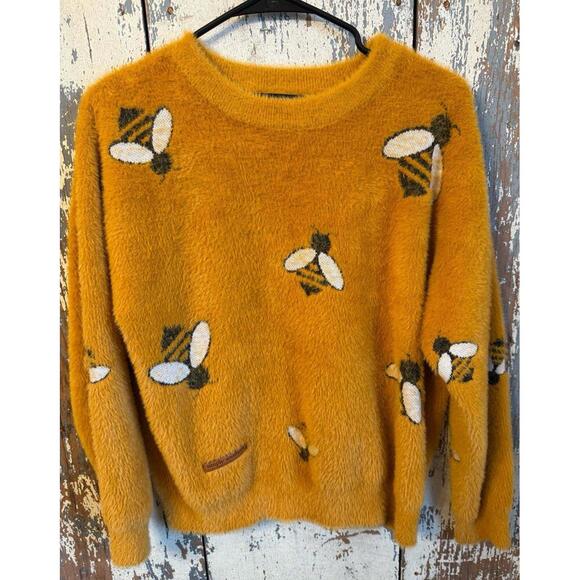 Simply Southern Fuzzy Bee sweater, size Small, mustard yellow gold - Picture 1 of 5